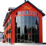 Otel Vinci Airport