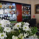 Otel Vinci Airport 3*
