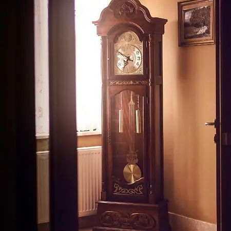 Vinci Airport Hotel 3*