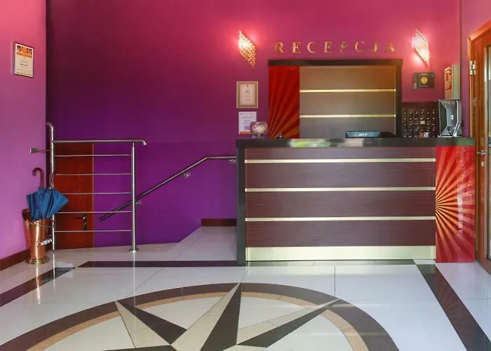 מלון Vinci Airport 3*